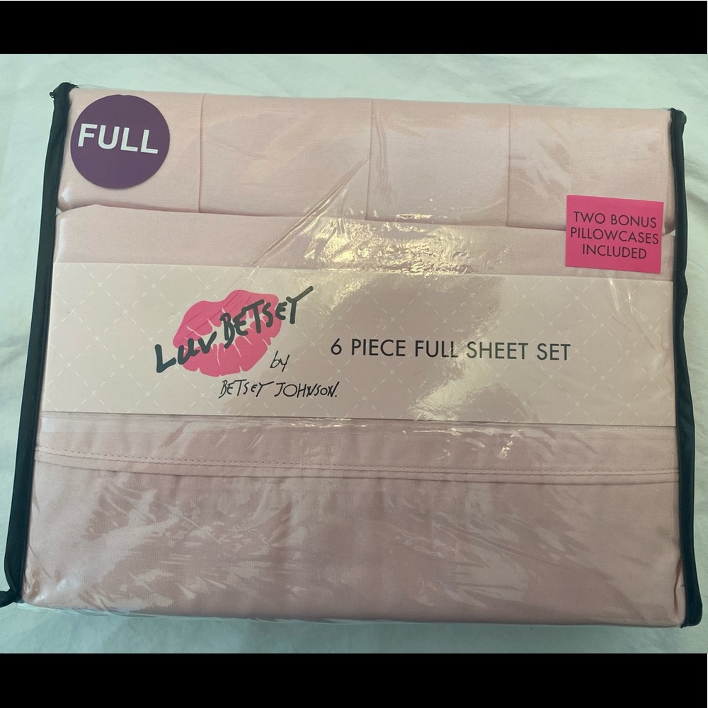 NWT Betsey Johnson 6pc Sheet Set- Pink -Full!
